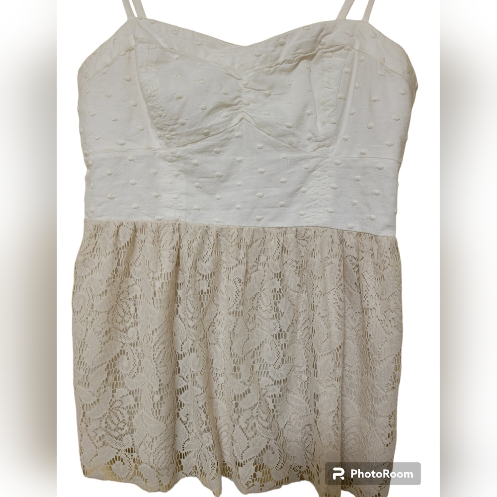 American‎ Eagle Ivory Cotton and Lace Camisole Top, size Med